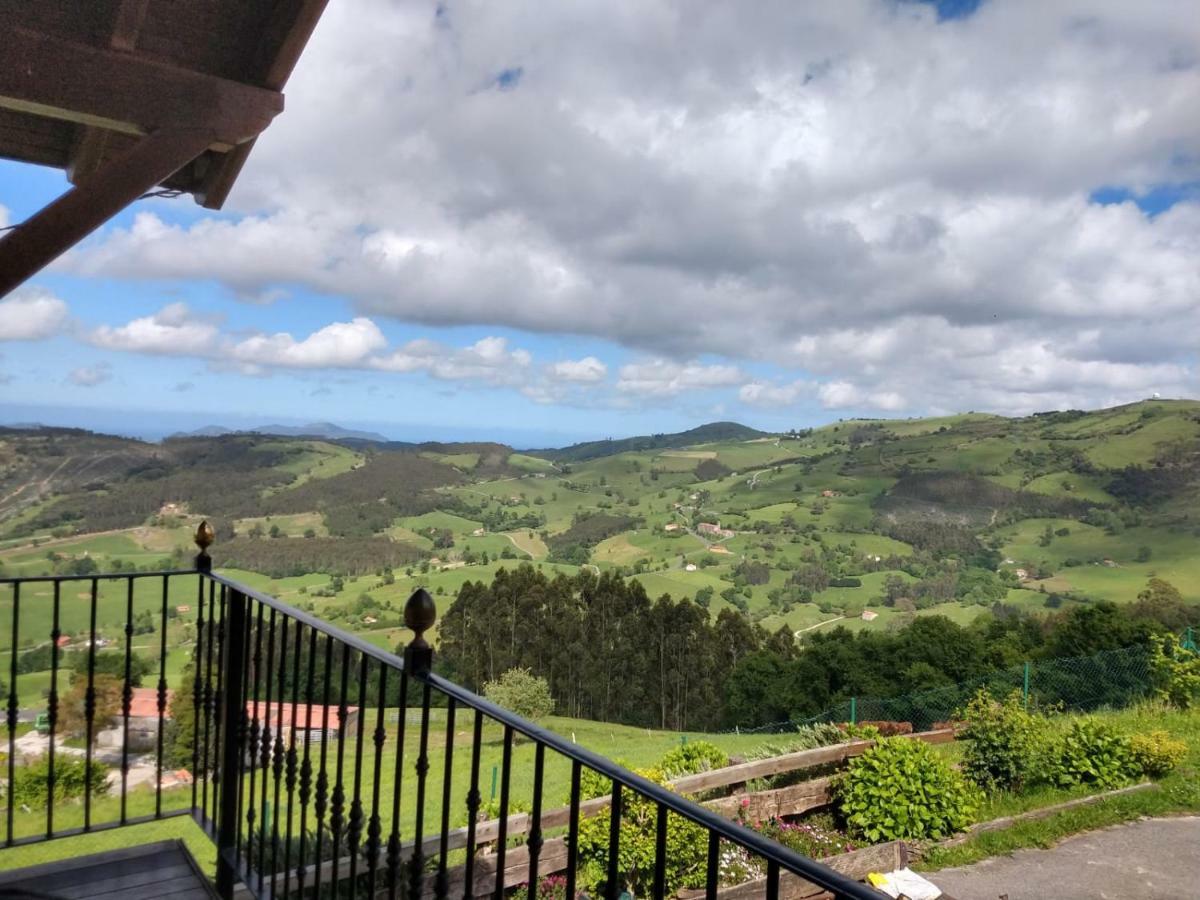 Affittacamere La Casa del Acebal Solorzano Esterno foto